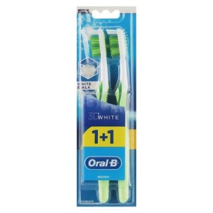Зубная щетка Oral-B 1+1 средняя жесткость (110659) Зубная щетка Oral-B 1+1 средняя жесткость (110659)