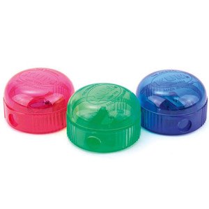 Точилка пластиковая KUM с контейнером Ассорти (210K Ice)